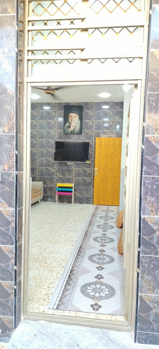 بيت للبيع في منطقه حي الكوفه الجهلي منه كامل خدمات المساحه 105 بناء جديد البيت طابقين الطابق الاول كامل مفول بيت خير من الله ***********
