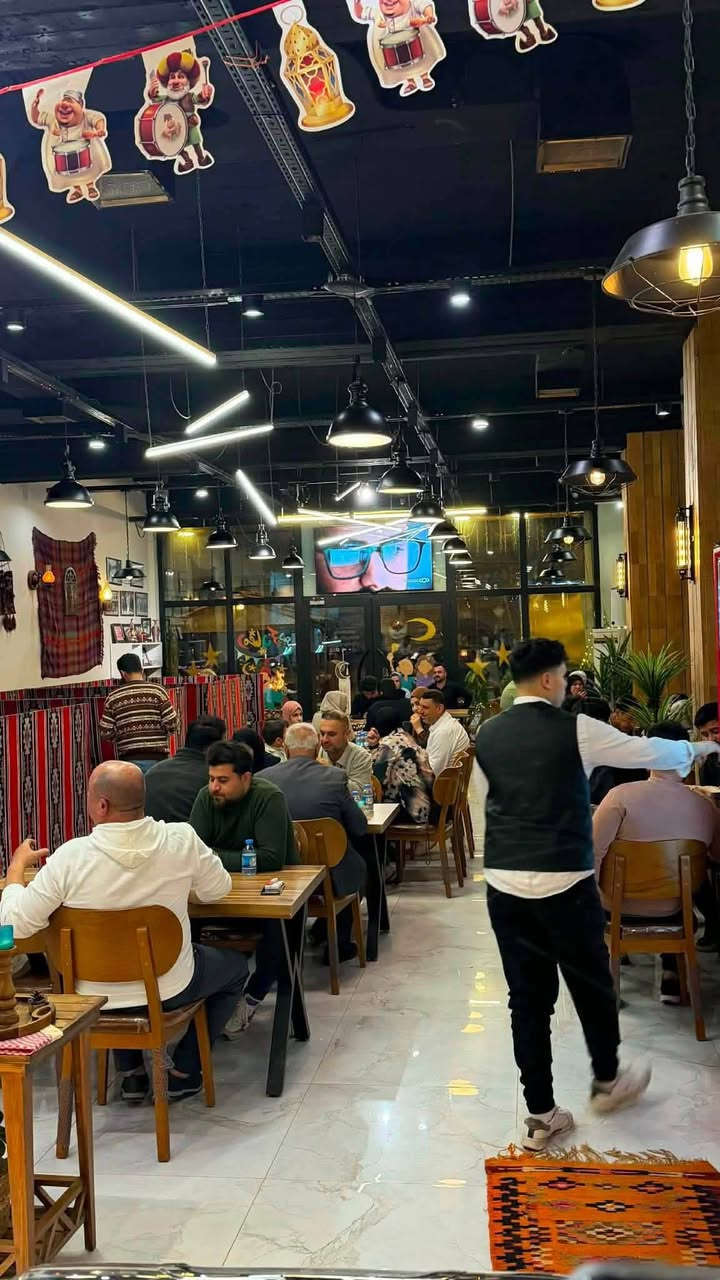📢 فرصة استثمارية مميزة للبيع أو للإيجار🧡💛

إذا كنت تبحث عن مشروع جاهز للبدء وتحقيق النجاح، فهذه فرصة لا تُعوَّض.

✅ مطعم مجهز بالكامل للبيع أو للإيجار🕍🌇
جميع المعدات والأجهزة متوفرة، والمكان جاهز للعمل فورًا، وما عليك سوى توفير كادر عمل والبدء.

📍 الموقع: ممتاز جدًا وحيوي.
🏢 مناسب لـ: مطعم، كوفي شوب، مرطبات، أو أي مشروع استثماري مشابه.
📐 المساحة: 250 متر مربع.
طابق ثاني 50 متر بناء بل واجهة 
📄 نوع العقار: طابو زراعي.

📍 العنوان: ديالى – خانقين – دارة كونارة.

#لأصحاب الخبرة في مجال المطاعم والمقاهي، هذه فرصة حقيقية للاستثمار في موقع مميز ومشروع جاهز.

📞 للاستفسار والتواصل:
*********** خناقين, ديالى
