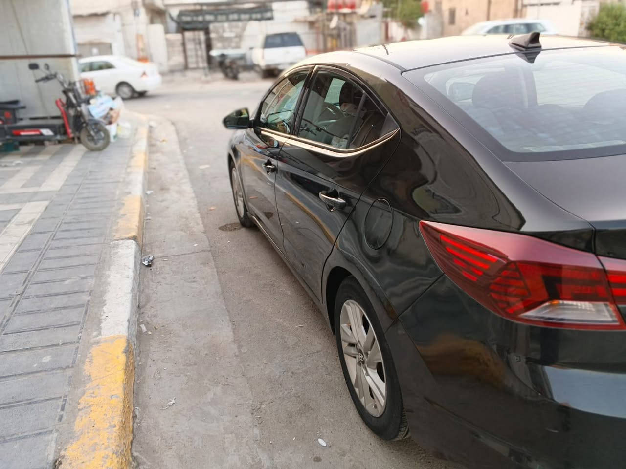 سلام عليكم مكلف بل نشر النترا موديل 2019محرك وكير وحداديه وتبريد سيارة جاهزه بيه 4 قطع صبغ بدون دوخل رقم ربيل تريد تحويل تريد وكاله السعر المطلوب 103 وبيه مجال الشراي بتصل ***********
