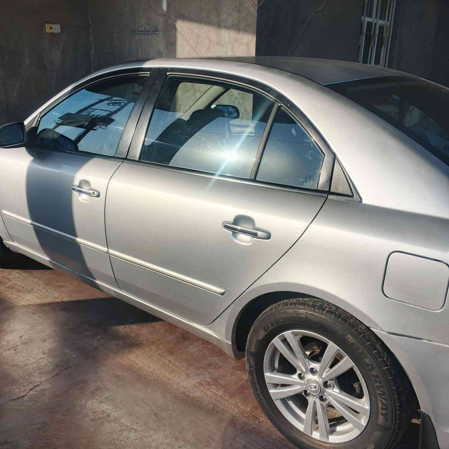 سلام عليكم سوناتا 2009بيهه جاملغ مبدل ول باقي مكفول سياره مال بيت استفسار اكثر ***********
