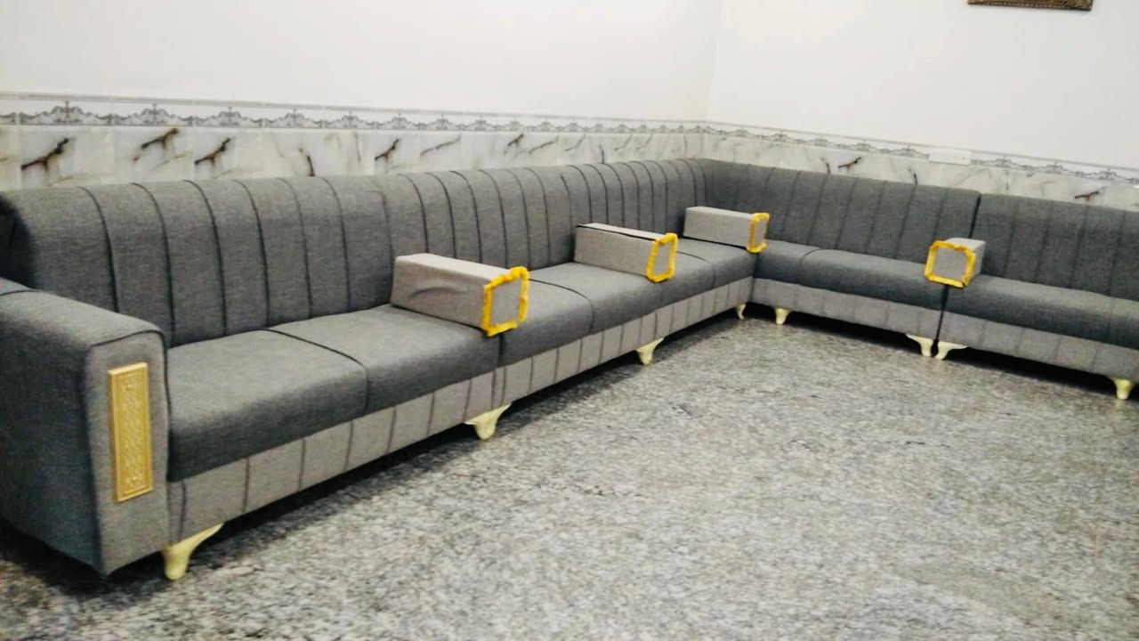 🛋️✨ معمل أحمد زامل الگريشي للأثاث

السعر  حسب الطلب المواصفات الي تريده نشتغله وتحت إشراف الزبون 

📍 الوجهة المثالية لتفصيل الدواوين والتخامة بأسعار الجملة والمفرد!
📲 *********** واتساب

🔹 هل تبحث عن ديوان أنيق أو تخم فاخر يجمع بين 💎 الجودة العالية و💰 السعر المناسب؟
نحن في معمل أحمد زامل الگريشي نقدم لك تصاميم متقنة بخامات ممتازة، مع خيارات متعددة تناسب جميع الأذواق.

🛠️ مواصفات العمل:
🔸 بلوك أسود متين 💠
🔸 خشب روسي فاخر 🪵
🔸 إسفنج بدرجات متعددة حسب الطلب:
▫️ مميز أول
▫️ إكسترا
▫️ هاي إكسترا 🧽
🔸 أقمشة راقية حسب اختيارك:
▫️ قديفة
▫️ حرير
▫️ ووتر بروف 🧵

🛡️ ضمان شامل لمدة 10 سنوات على جميع الأعمال ✅

🔥 مميزاتنا:
✨ مستعدين لتنفيذ كافة الموديلات
✨ وبمختلف الأسعار حسب نوعية العمل والموديل
👌 توجد موديلات بأسعار مناسبة جدًا مع الحفاظ على الجودة المطلوبة
يعني السعر اللي تريده متوفر عندنا 💯

🚚 خدمة التوصيل:
متوفرة إلى كافة المحافظات بكل سرعة واحترافية 📦

📍 العنوان:
بابل – النيل – شارع النيل القديم – بداية حي الصناعي

📞 للطلب والاستفسار:
قم بمراسلة الصفحة أو الاتصال على الأرقام التالية ⬇
📲 *********** واتساب
📲 *********** واتساب
📲 *********** واتساب
📲 ***********
