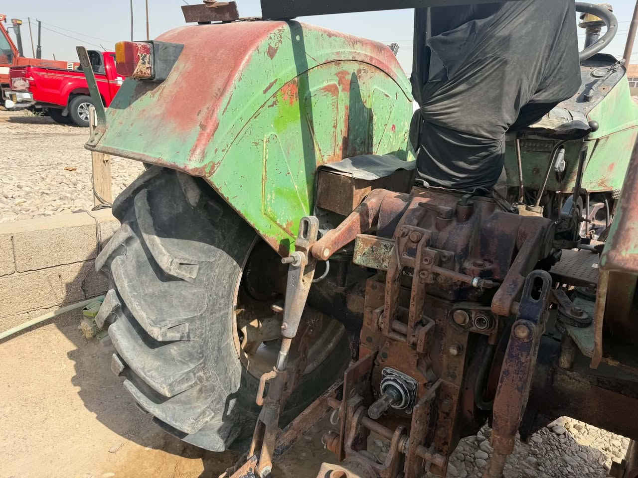 سيرت 2001 بدون 
مكينه جديده كير مامفتوح 
باور جديد كهربائيات جاهزه 
تخم تاير 
واسط الزبيديه اتصال ***********
