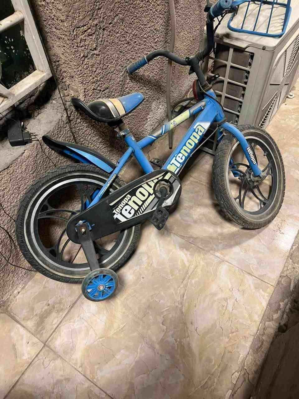 قنفات ملكيه زان كللش قوي مو مثل هذت الطكطوك وبيسكل ٢٥الف
٠***********
