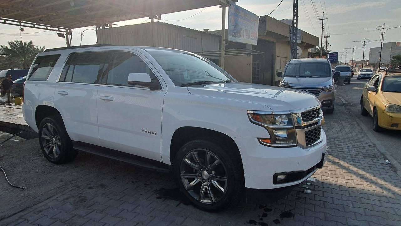 السلام عليكم ...
تاهو 2018 خليجية للبيع
الفئة ls مطور
المواصفات ....
فور ويل 
شاشة كبيرة وقاصة
رادار تفاعلي وتحذير تصادم وخروج عن المسار
محرك 5300 
السيارة ماشية 172000كم 
بيها صبغ فقط باب الجنطة ورصعات اثر استخدام 
الرقم اربيل دولي وكالة او تحويل
مكان السيارة البصرة ابي الخصيب
السعر 31000دولار
للأستفسار *********** واتساب موجود

