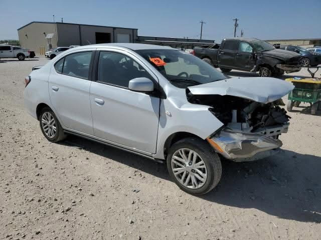 ميراج للبيع مواصفات معروفة  اربع قطع تبديل  وصبغ 

سيارة بدون رقم   بسمي كاملة مكملة تبريد ثلج

   السعر ٦٥ ورقة وبية مجال شي بسيط  

الاتصال واتساب ***********
