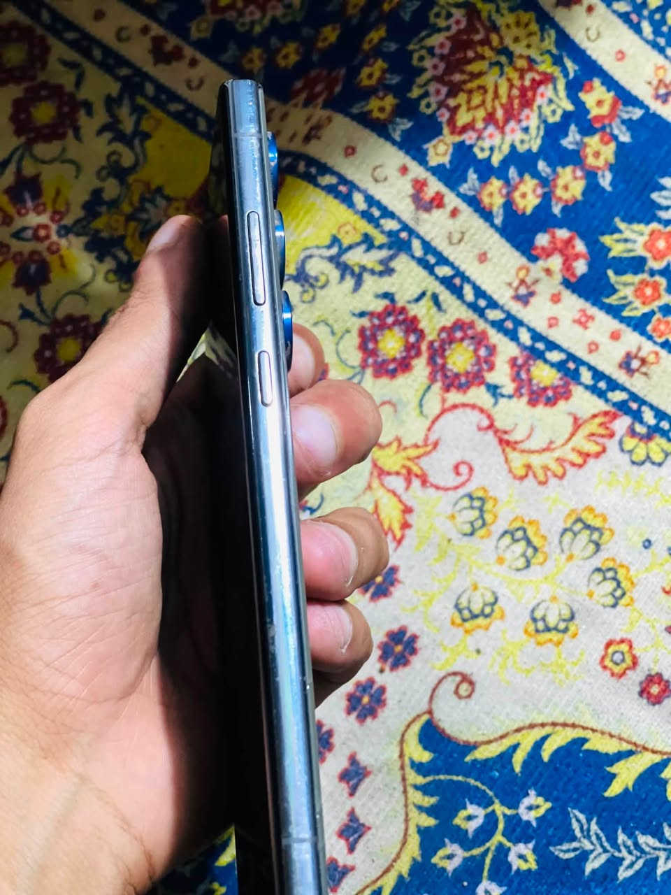 سلام عليكم جهاز ألترا ٢٣  بي شخط بلشاشه كسر بضهر جهاز مامفتوح ***********

