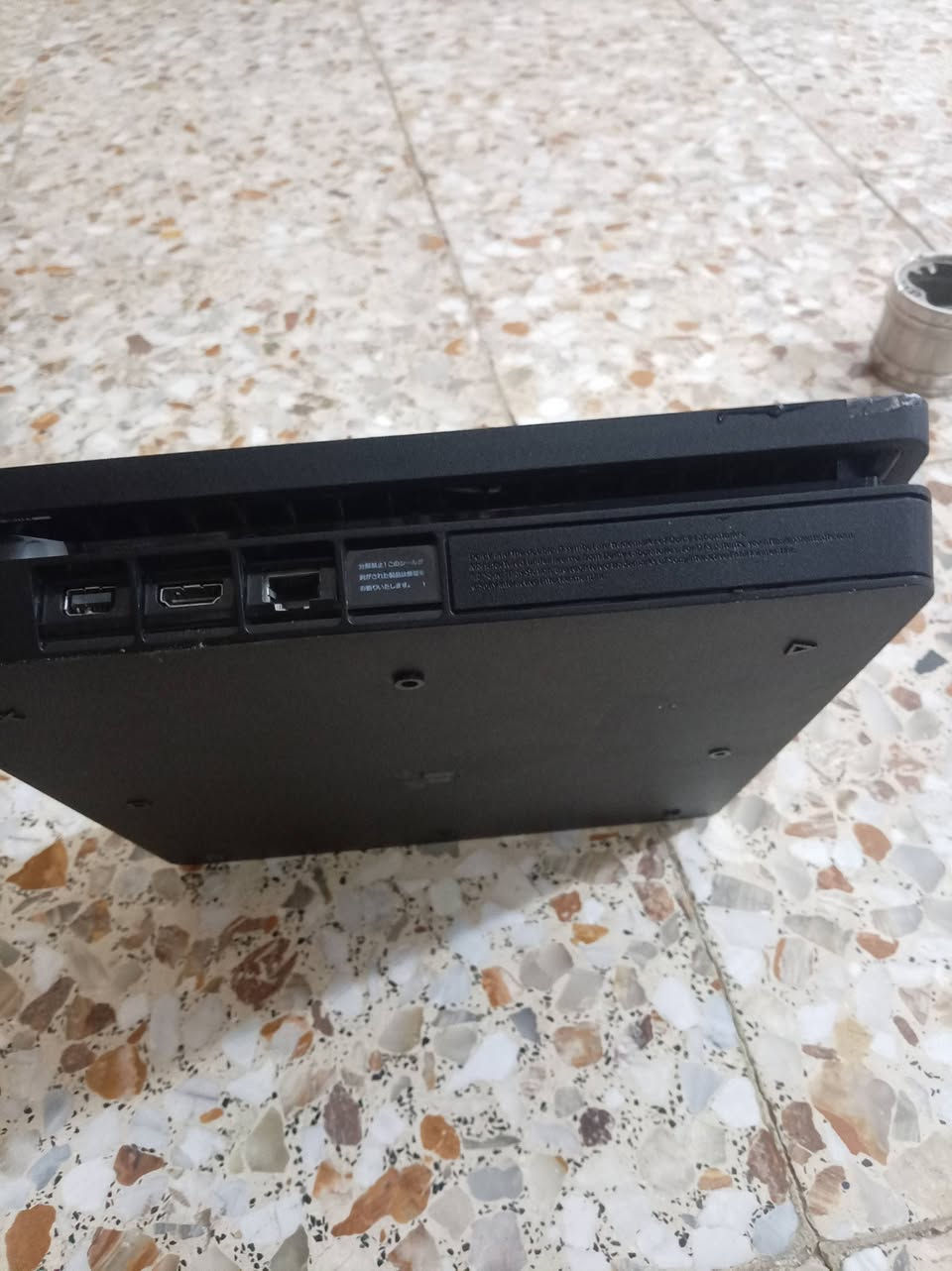 السلام عليكم 

بلي فور سلم مهكر
اقوه نوع بلي
نضام 9.50
ذاكيره 1تيرا 1TB
جوستك ثنين
الجهاز نضيف كلش هاي صوره كدامكم لوك ستيكر ما مفتوح ولاداخل صيانه سعره 260 الف وبيه مجال بسيط
الاستفسار ***********
خاص ماسنجر مفتوح
عنواني النجف الاشرف
