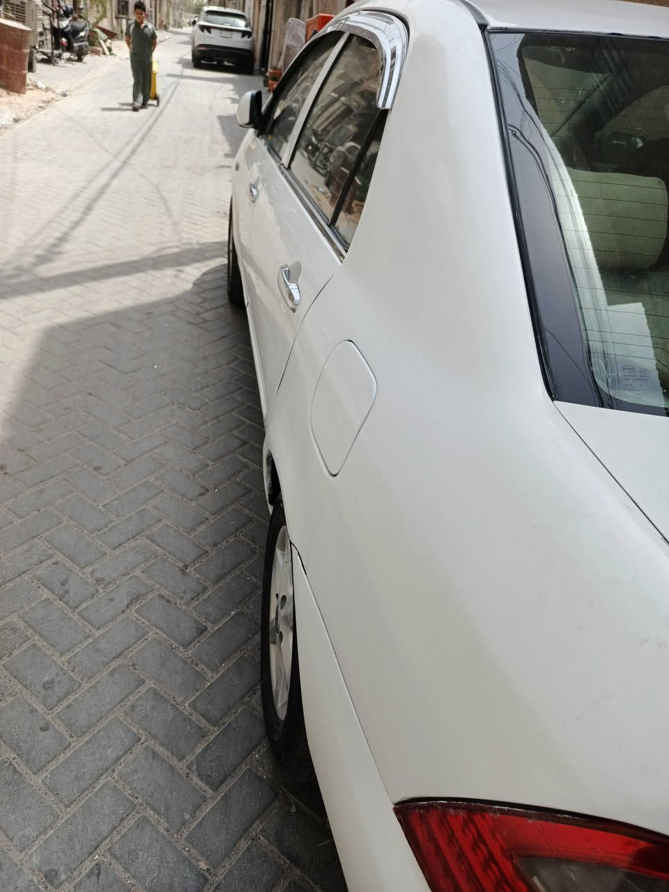 كورلا بيكاشو 2005 محرك 1800 لاتبخير ولاصرف جديد تخم نوزل تخم بلك تبريد شغال نقصها مشط ستيرن بي نضح سياره مصبوغه حزام مدينة الصدر السعر 65 ورقه وبيها مجال قليل سياره جاهزه صدر جديد كهرباء كلها شغاله ترايك وين متحب تليفون ***********

