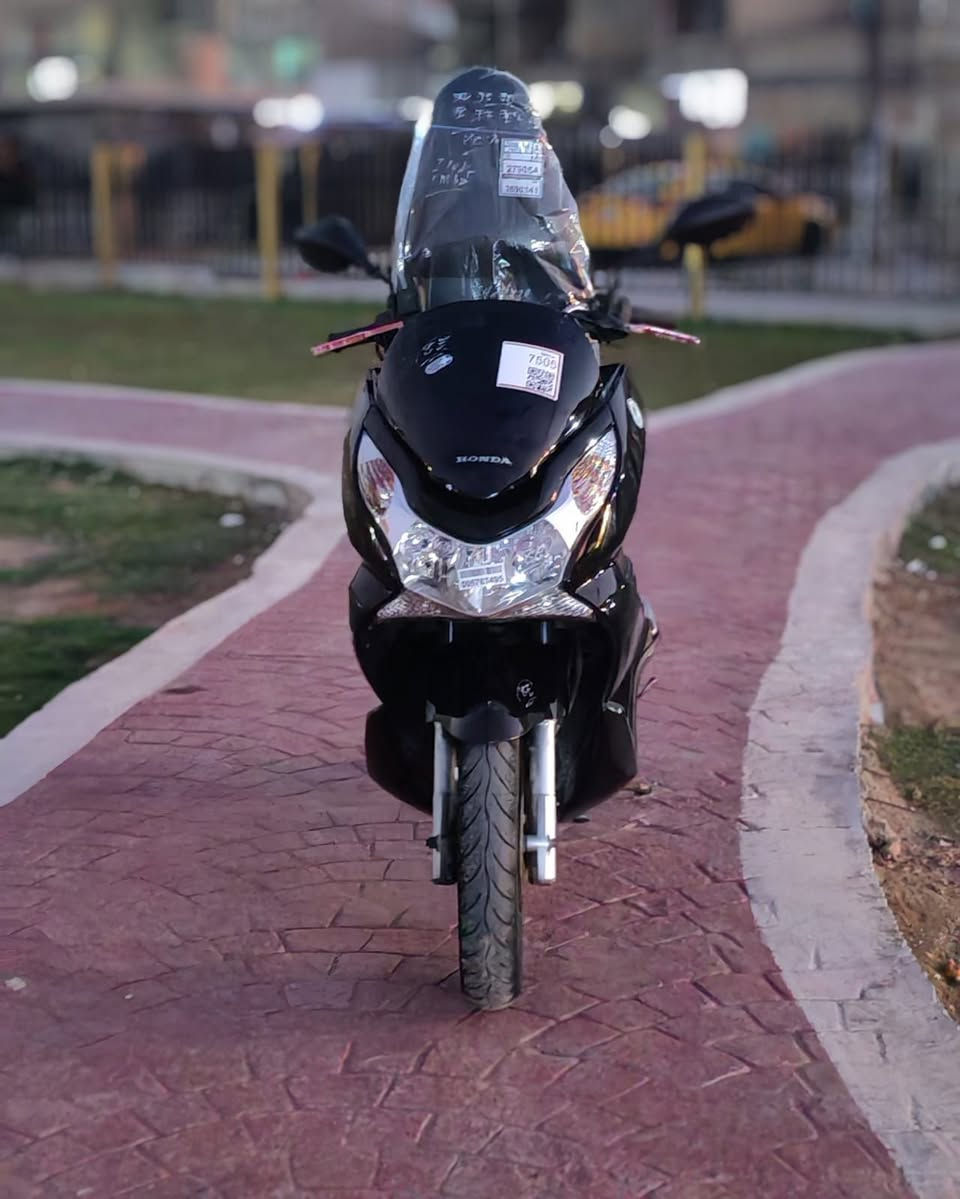 سلام عليكم....
دراجة (PSX)...(جيل الاول)  
🛵للبيع  
دراجة شلعه معدل كهربائيات كلهه شغاله 
دراجة جديده  بلادية
أي نقص مابيهة
جيب فيتر وتعال افحص
العنوان بغداد مدينه الصدر قرب مطعم ليمونة🍋 الاستفسار الاتصال على الرقم 📞 ***********
