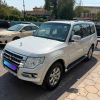 من رخصة الادمن المحترم .... باجيرو حبتور فول مواصفات للاخير  تخم تاير ...