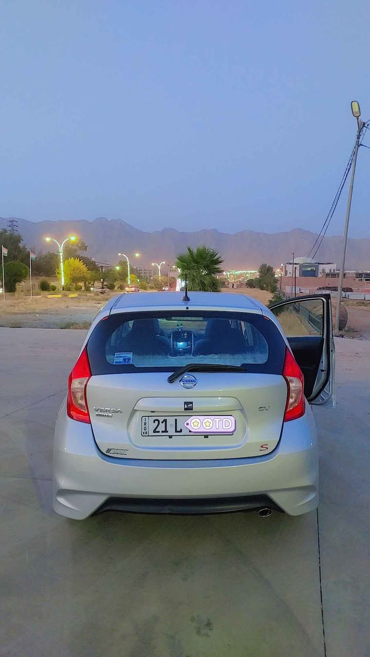 سەیارەکەم مواسەفاتی چوار جام کارەباییە تەعدیل سورعه ئەی بی ئێسە گێڕو مەکینەو تەبریدی بەشەرتە بەس بن دۆستەی سێ بست بۆیاغی هەیە دەرگاکەش بیلادی گۆڕاوە نمونەیە لە جوانی لەوێنەکەش ئاماژەی پێکراوەو ۷۲کم ڕۆشتووە ژم.*********** سوران, أربيل

نص مكتوب في الصور:
- en.bidfax.info/nissan/vers Silver 1.6L 4 vin: 3N1CE2CP8HL367460 Final bid: $3800 Auction: Copart SOLD Lot number: 22805839 Date of sale: 20.03.2019 Year: 2017 VIN: 3N1CE2CP8HL367460 Condition: Run And Drive Engine: 1.6L 4 Mileage: 23768 miles (Actual) Seller: Insurance Company - Travelers Indemnity Company
- Nissan Versa Note S 2017 Silver 1.6L 4 vin: 3N1CE2CP8HL367460 Final bid: $3800 Auction: Copart SOLD Lot number: 22805839 Date of sale: 20.03.2019 Year: 2017 VIN: 3N1CE2CP8HL367460 Condition: Run And Drive