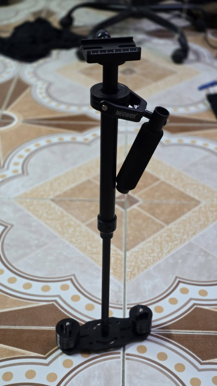 السلام عليكم
اوتو كيو يرهم كاميرا و تلفون كامل ملحقات وبي قوالب لجميع انواع كاميرات الهواتف 
زوج سوفت بوكس ماركه raleno 
و ستدي كام 
وهاي مال فتح وتركيب الكاميرا بسرعه
قيم و اخذ 
*********** بي واتساب و متوفر توصيل
