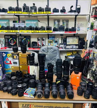 📸يتوفر لدينا عدسات مستخدمه باسعار مناسبه مع الضمان لمده يومين فقط استب...