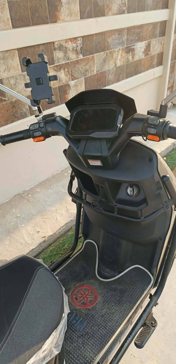 ماطور وحش الكون فول مواصفات ملف 2000 
6بطاريات جديده السعر مليون 300 بي مجال اتصل عل رقم 
***********

