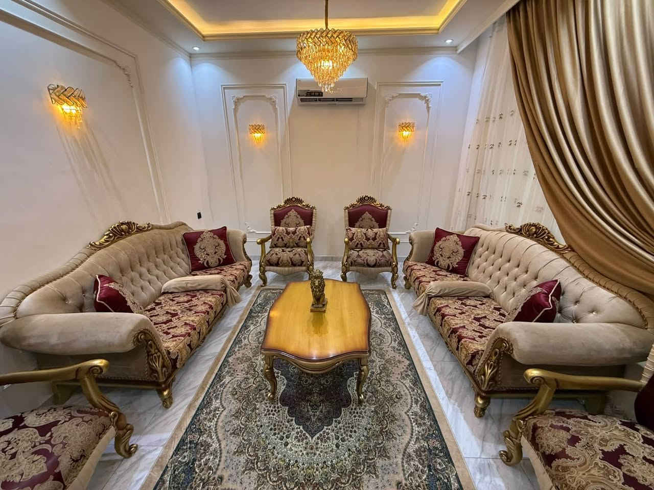 كنب • مستعمل • واتساب