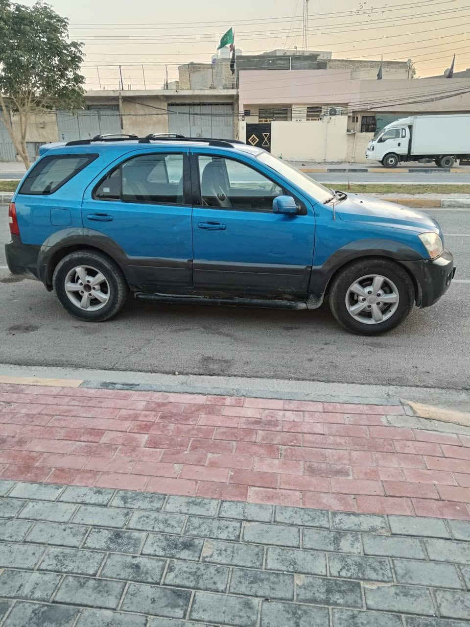 سلام عليكم سورنتو 2007 مكفوله من ضربه وصبغ مكينه وكير مفكولات حدايه كهربائية كله شغاله تبريد ثلج تخم تاير رقم بصره  مكان كربلاء سعر 80وبيه مجال بصيط ***********
