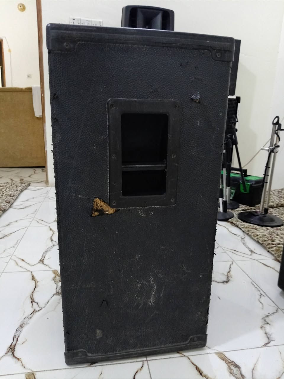 سماعة للبيع.. لبه ١٢ × ١٥
 صوتها تمام وعالفحص.
السعر ١٢٥ مكانها سامراء 
 الاستفسار ***********
