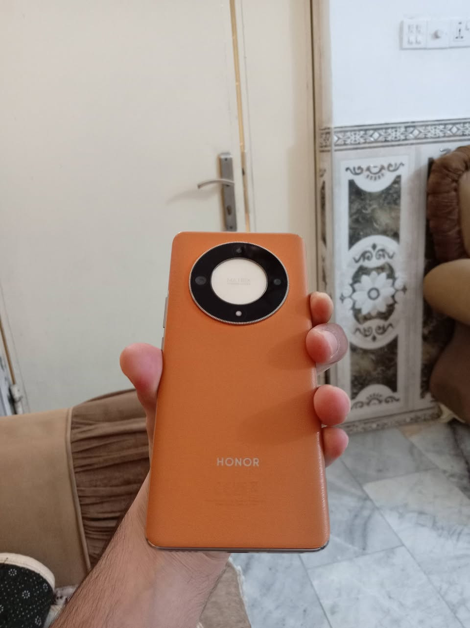 سلام عليكم هونر x9b5G جهاز نضيف بمعنى الكلمة الذاكرة العشوائية 12 والداخلية 256 للاستفسار ***********
