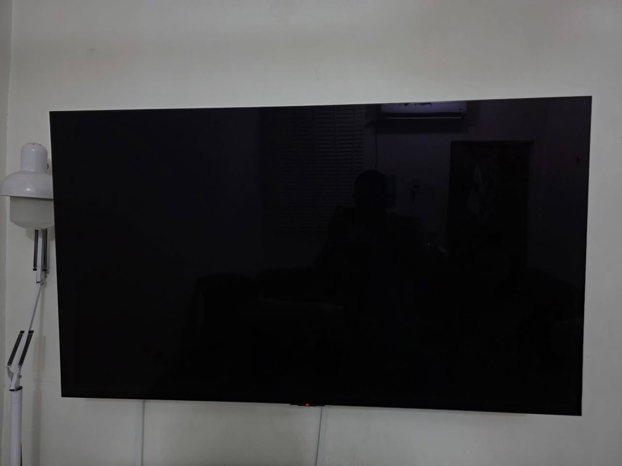 السلام عليكم، للبيع سيت اب كامل يتكون من 
Ps5 pro + 3 جويستكات باندل، 
وحدة منهم عطلانة بطارية، وايضًا مروحة فخمة تشحن 2 جويستكات وبورتل والبلي تبرده . واكيد كامل ملحقات البلي معاه
 شاشة LG C4 oled 55inch 
مع ساوند بار وسبووڤر وكامل ملحقاتها 

للبيع سيت أب كامل : 
2950 ألف 

وتگدر تشتري كل أيتم بوحده عادي
للملاحظة مكاني نجف 🛑🛑🛑 " ماعندي توصيل " 🛑🛑🛑
للتواصل واتساب أو أتصال : 
***********
