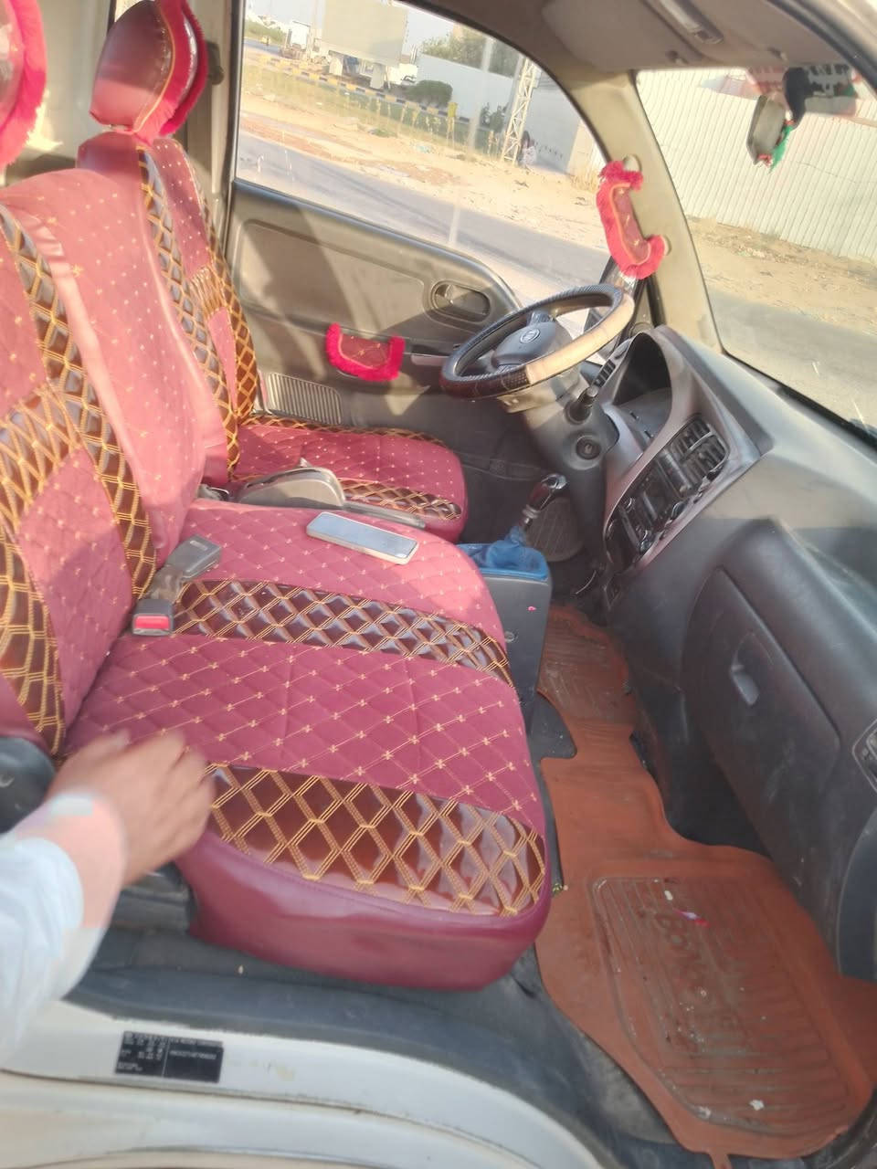 سلام عليكم كيا للبيع سياره مقفوله تبريد شغال رقم كربلاء تحويل ثاني يوم السياره مال جنا سياره حلوه مكان السياره كربلاء السعر 108 وبيها مجال اخوان السياره نظيفه رقم الموبايل ***********
