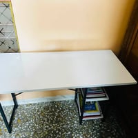 مدينة الصدر • طاولة • نظيفه