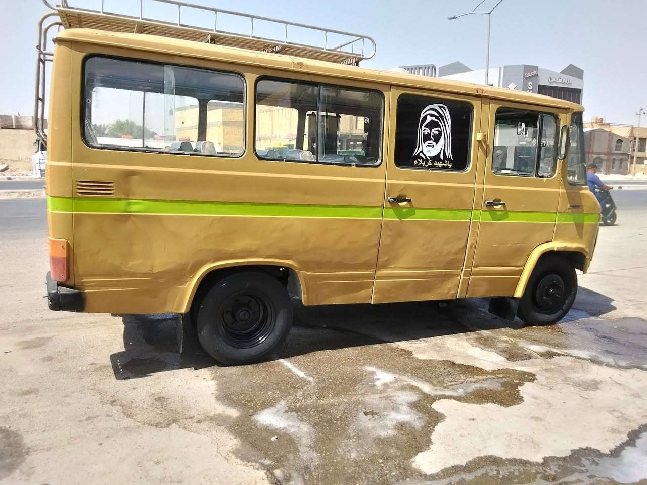 السلام عليكم اعيد النشر بسبب الوعود الكاذبه ذا انته ما عندك حجايه ليش تكلي امسح المنشور سياره لبيع رقم كربلاء راعيها بغداد وابو الوكاله بل ناصريه موديل 80 مجموعه اصلي مكينه بيها بخار تنقيص مابيها اكسن طافي كير بتره كهربائيتها كلها شغاله تخم تاير باتري مكان سياره ناصريه مركز السعر 4 ملاين بيع او مروس لستفسار اكثر اتصل ***********
