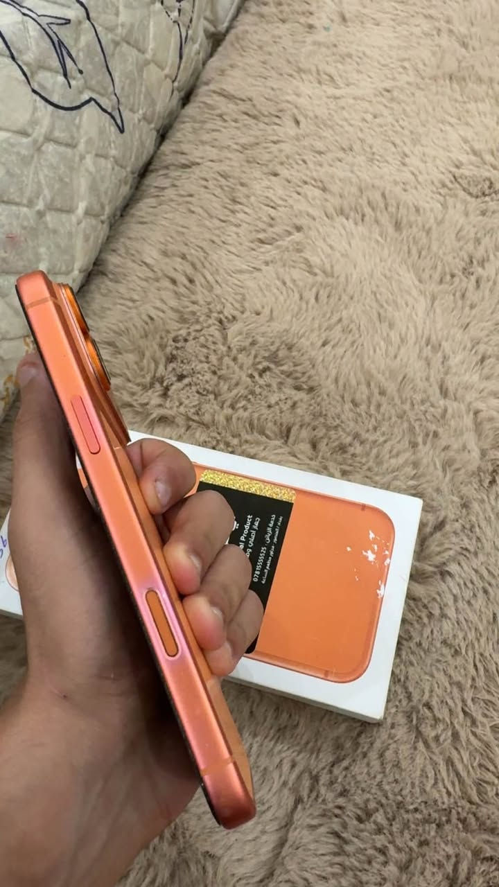 السلام عليكم ايفون 17 برو ماكس ذاكره 256 Esim بطارية 99 عدد دورات 180 الجهاز نظيف مابي شي مجرد واكع عليه شوية اوكسجين من جوه لزكة الكامره يعني ممبينة وشويه لونه كاشف من جهة دكمة الكامرة السعر 1750 وقابل للتفاوض بي مجال المعجبة السعر رجاءاً ليعلق للاستفسار واتساب ***********
مكاني بغداد السيدية حي الاعلام
