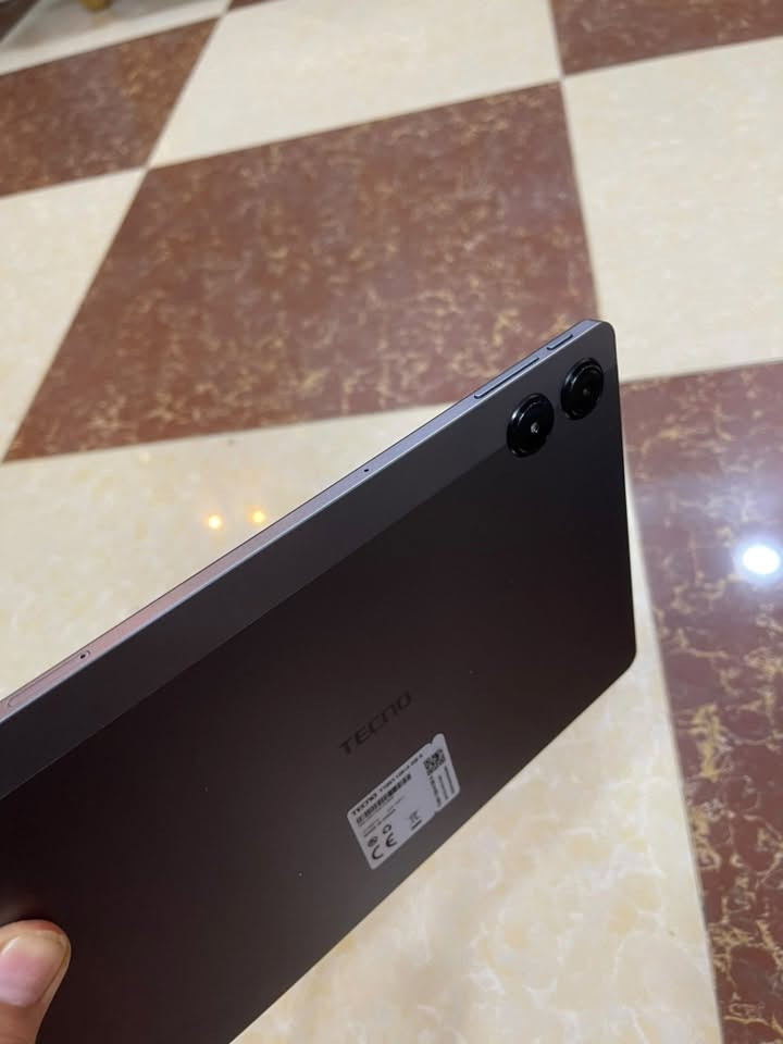 السلام عليكم (اخواني الأعزاء)🖤
تاب TECNO MEGAPAD 10  
نصيف حيل حيل مشحون 15 مرة فقطط 
بي ضمان حقيقي من كيم لايف يعني مضمون حيل 
ويجي معا هديه لطلاب الي هوه ( كيبورت) ⌨️ 
يستعمل لدراسه وللعمل 
افضل شي درسه كرائي الشخصي 📚 
بطاريه عملاقه 🔋
شحن نضام آيفون 📱📲 
بوبجي 40 فريم معا التحديث صار 60 فريم 
حلو التاب بل عافيه عل ياخذو 🖤 
هذه رقمي ***********
بل نسبه للسعر 110 الف لفتره محدوده لان مال واحد متوازي 
بي مجال شي بسيط مكاني ( موصل الحدباء )
