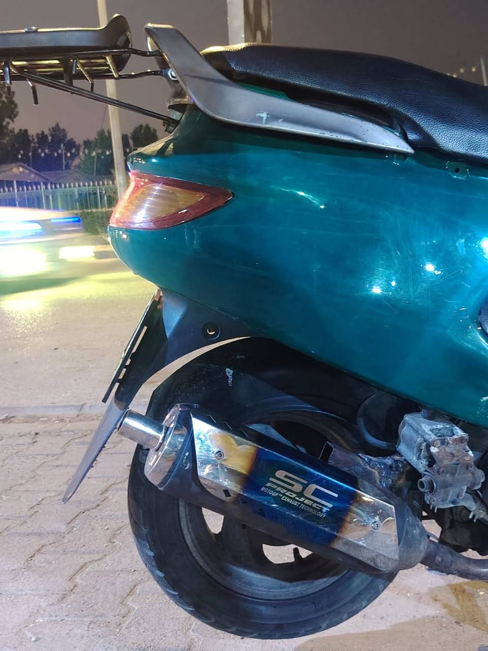دراجة لبيع محرك مامفتوح بلاد كله بلاد السعر ٤٧٥ وبيه مجال حك الجيه الرقم *********** الشراي يدخل
