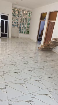 واسط حي الحكيم • ٢٥٠م • ٢ غرف
