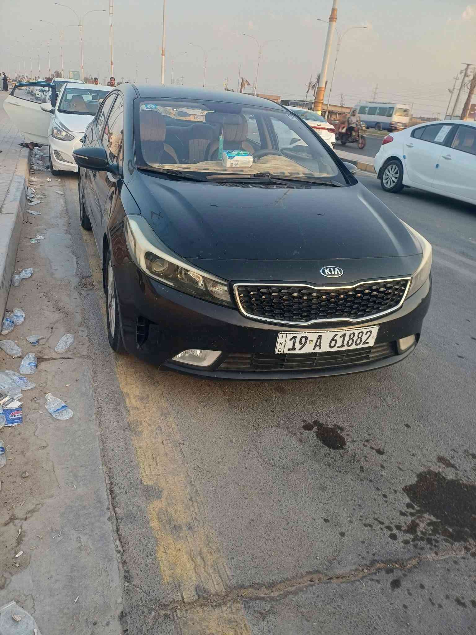 السلام عليكم
سيراتو موديل ٢٠١٨ خليجي كويتي لون بيذنجاني رقم كربلاء بيها باب رش فقط من الخليج بدون معجون وشويه صبغ بالدوسه والباقي كفاله كير مكينه تخم تاير حداديه تبريد منظومه بنزين جديده شرط جاهزه بدون نقص باسمي رقم انكليزي مداور ثاني يوم السعر ١٢٥ وبيها مجال المكان سماوه مركز 
اتصال ***********
***********
