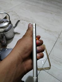 آيفون ١١ • ١٢٨ • شاشة مكسره