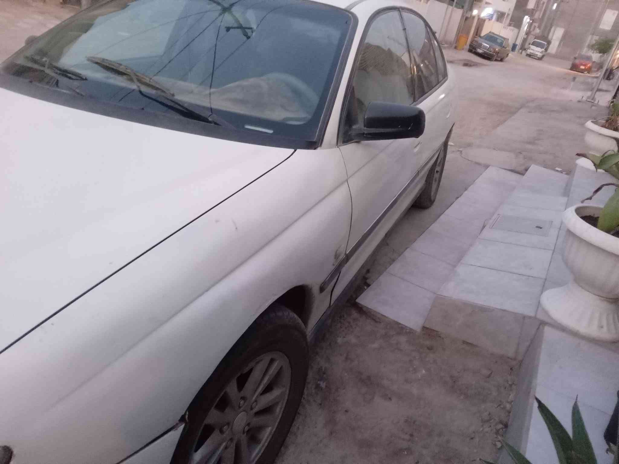 لومينا مزاد وزارة الداخلية ٢٠٠٤ جاهزة تبريد تخم تاير كهربائيات ***********
