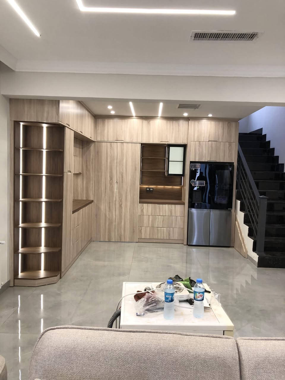 اشتريت بيت🏡 🏠 🏘️  وحاير منين تبدي؟؟ 🤷‍♂️
لتحير ابد وابو نبأ النجار 👷‍♂️ موجود
مطابخ مودرن تصميم وتنفيذ بأيادي محترفة
دريسنغ روم نصممه الك حسب قياسات غرفتك
ديكورات تحت الدرج تضيف جماليه ومساحة للتخزين
لتتردد بالتواصل ويانه على الارقام 📞 
***********
***********
عنواننا اربيل الصناعه الجنوبيه
