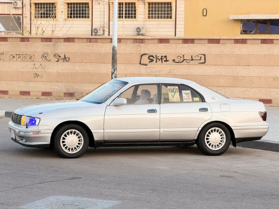 إسلام عليكم سياراه بطه فصل موديل 1994 الرقم كربلاء أليف مشروع وطني سنويه جديده  تحويل مباشر والسياراه جديده كفاله من الكص والنقل والضربه كير ومكينه 2500 ثنين ونص ديلكوه جدد حداد ميه بل ميه دواخل جدد كهربيات كله شغاله والسياراه جاهزاء السعر  46  بيه مجال العنوان البصره التصال *********** تصال عله الرقم انه مكلف بلنشر مارد خاص تصال وتدلل

