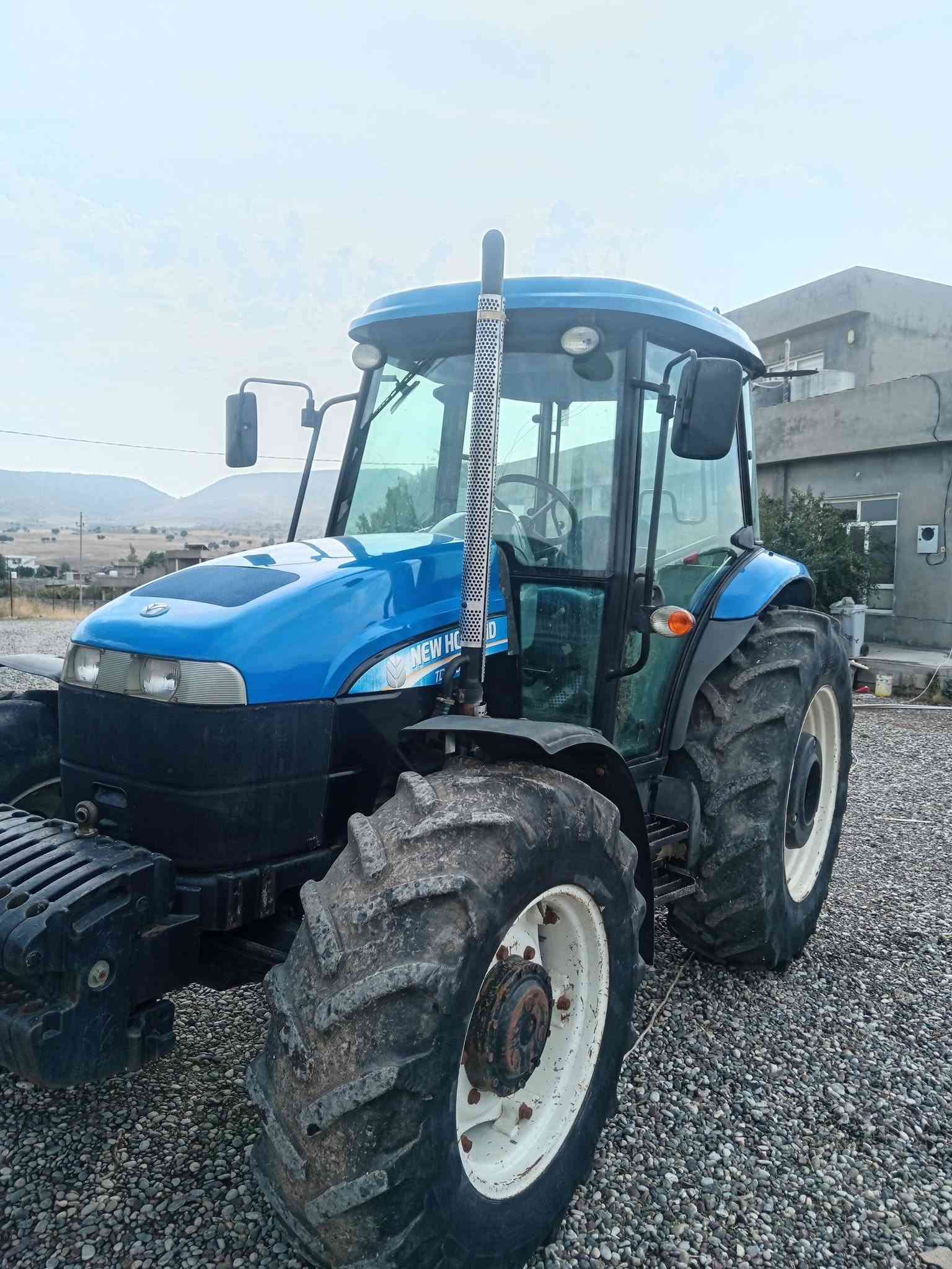 نيوهولند T100 • 2012 • تراكتور