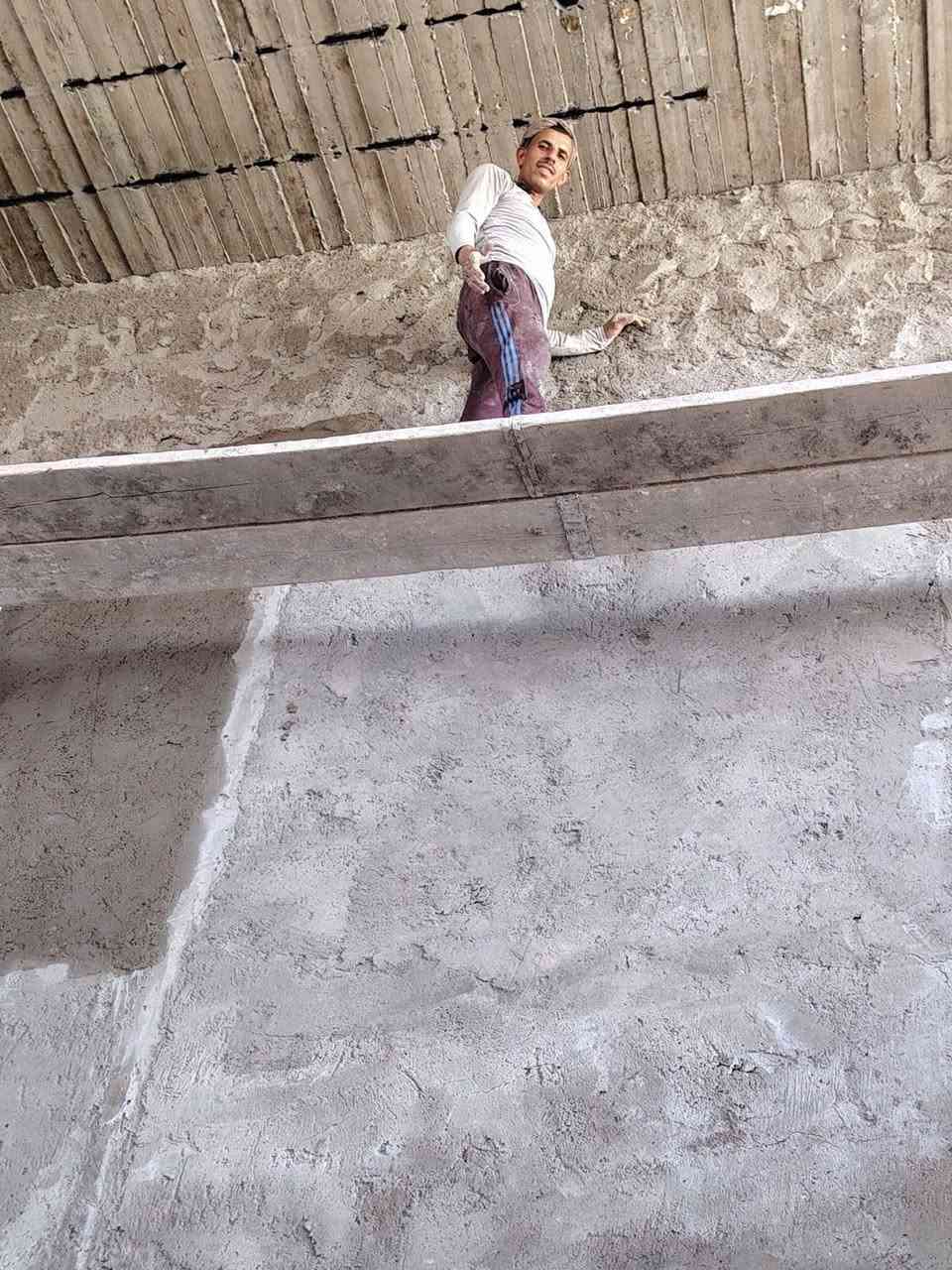 السلام عليكم ورحمة الله وبركاته لباخ مصري درجه اولي خشن وناعم وطلس وفوم وصبغ وتشميع داخلي وخارجي وتصفير مساطر متفرغ حاليا ***********
