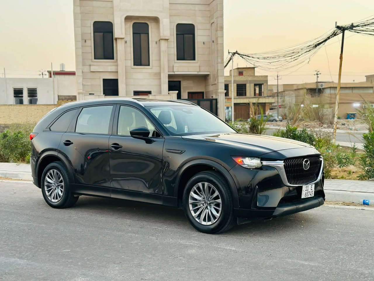 مازدة cx90 موديل 24 ماشيه 18 الف رايدها مراوس بغطعه بلعتبه 100 مربعه ***********
