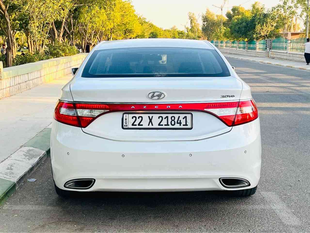 للبيع هيونداي أزيرا موديل 2015 خليجي داخل بيجي المرغوب
✅مكينة V6 حجم المحرك 3000 المرغوب بشرط مامفتوح ولابخار ولاتنقيص
✅گير AT مامفتوح 
السيارة جديدة بمعنى الكلمة بدون نقص على ايد وحدة من الشركة لحد الآن بيد شخص واحد مطلعها زيرو على ايده سويج عدد 3 كتلوكات الشركة كاملة وياها 
رقم اربيل الجديد سنوية وهزة وبراد كله جديد لغاية 2030 بشرط التحويل والغرامة
مواصفاتها : داخل لونين بيجي وأسود مطعم بصاج
تبريد قطعتين ، مثبت سرعة ، تحكمات بالستيرن جهتين ، يدات كروم ويل كروم ، اشاير بالمري ، كشافات ضباب أمامي ، سيدي چنجر ٦ + أوكس أقراص ، بردة خلفية كهربائية مع بردات جانبية ، مري شفط قلاب اوتو + نظام ترحيب لايت عدسة + بك لايت ليد
تدفئة كشنات ، حساس امامي خلفي وبصمة صندوق وباقي المواصفات معروفة
ملاحظة عندي فيديو كامل للسيارة اللي يحب ادزلهيا عالخاص
السعر 119 وبيها مجال بسيط حك الجية مكاني قضاء كلار تابع سليمانية للتواصل الاتصال عالرقم *********** كالار, السليمانية
