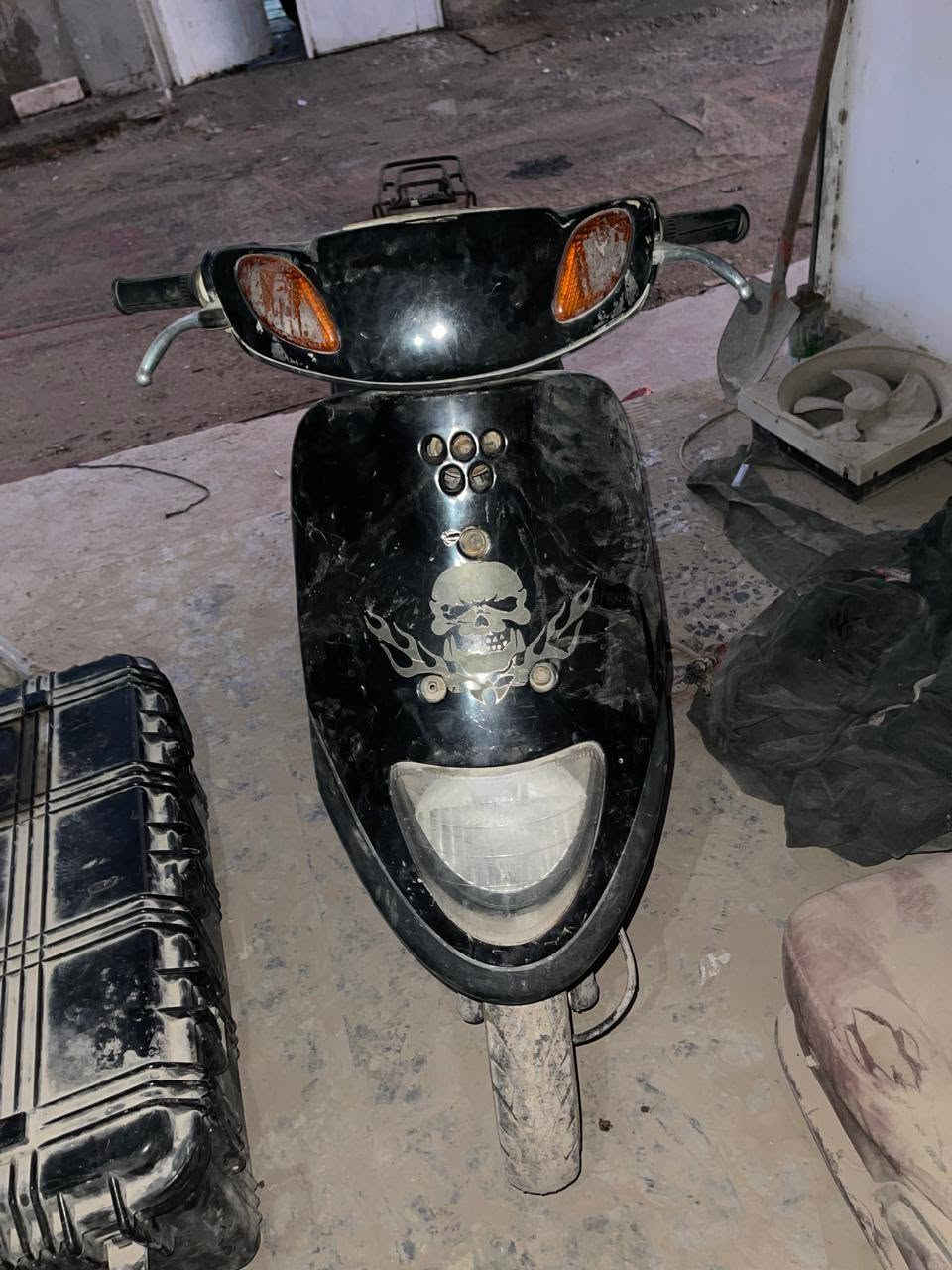 السلام عليكم دراجه بطه ٦٠شغاله وتمشي عوزها بس ساعه مال سرعه دراجه تخبل السعر ١٠٠ وبيها مجال قليل
مكانها بغداد الاستفسار ***********
