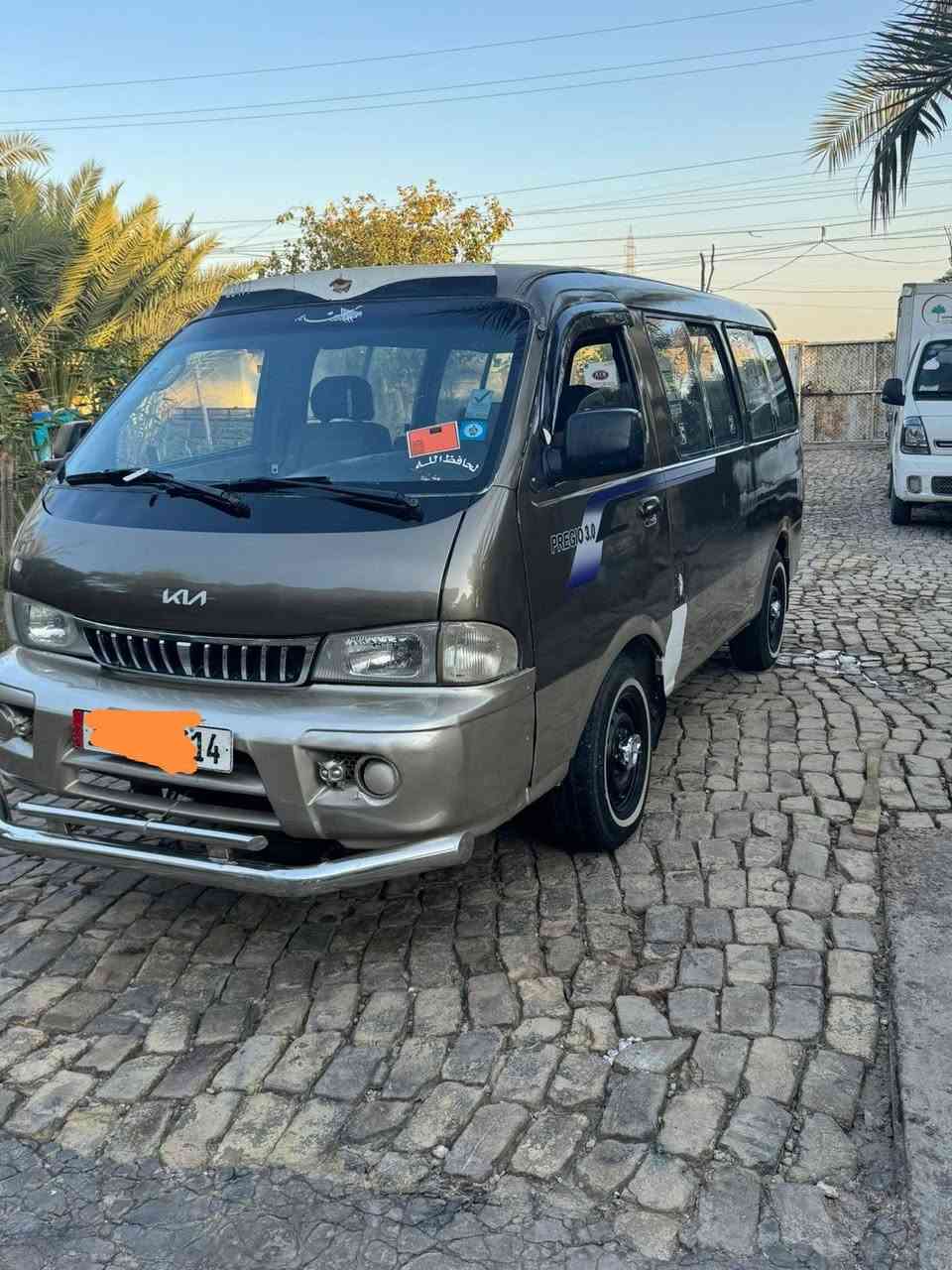 بريجو موديل 2001سياحي  مكينه وكير واكسل خير من الله نضيفات رقم إنبار انكليزي سنويه ل 31 رقم جديد وهزه جديده مصفره سياره شواصي نضيفات بس اليمنه معمر تعمير حلو صدر أمامي خلفي جديد دوشمه نضيفه كهربائيات كلها شغاله سياره جاهزه مصبوغه السياره للجماليه بدون ضربه سياره كبل للشارع السعر 75 وبي مجال مكاني بغداد رقمي *********** اتصل ودلل
