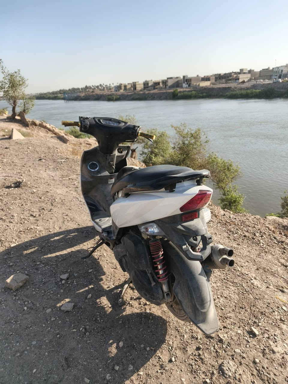 دراجه لبيع سعر 850 مكاني بغداد الزعفرانيه ***********
