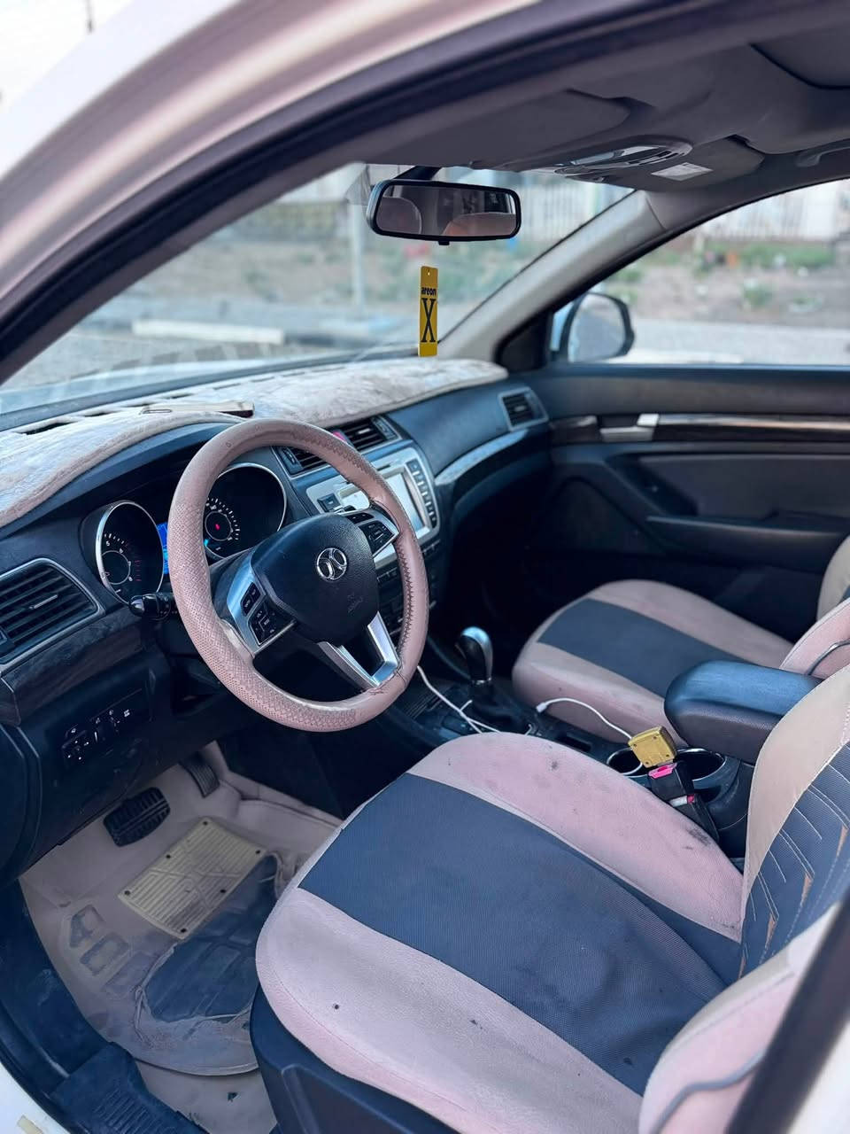 سيارة بياك x 65 صيني للبيع موديل 2021 سيارة جاهزة فول مواصفات بصمة فتحة بنوراما تبريد 
رقم بصرة مشروع وطني 
مكينة كير  كورلا 1800
مكان السيارة البصرة شط العرب
***********
