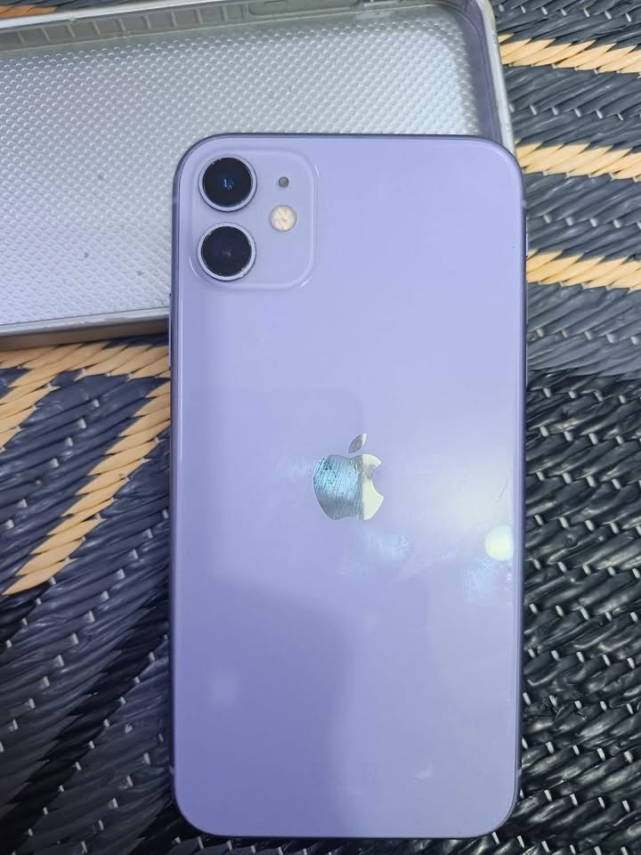 ايفون 11 • نظيف • Face ID شغال
