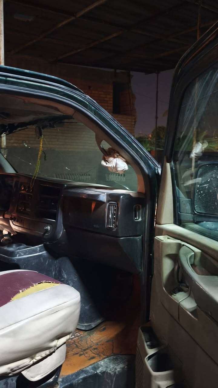 السلام عليكم من رخصة المدير سياره سفانه 2007 سياره حلوه خير من الله مكينه كير حداديه خير من الله السعر 60وبيها مجال مكاني كربلاء طوريج للتواصل بلرقم ***********
