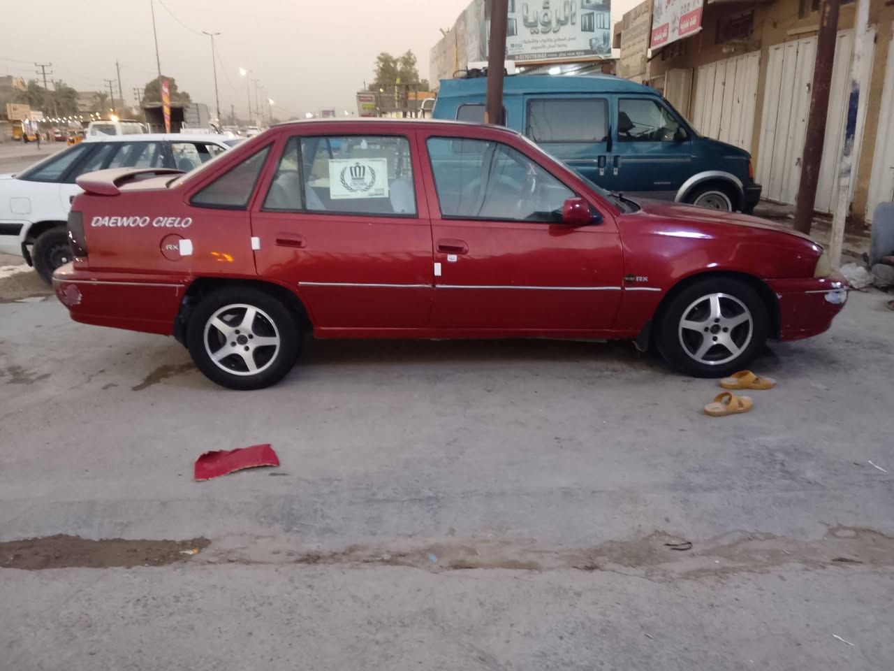 سلام عليكم سياره دايو سيلو موديل 96 رقم بغداد انجليزي باقي على الاستلام كير مكينه خير من الله تخم تاير كشرها كدام عينك سياره حلوه ونضيفه كهربائيات كلها شغاله صدر نضيف تبريد شغال بس غاز ابيع سعر 24 مكاني بغداد الزعفرانية رقم %***********
