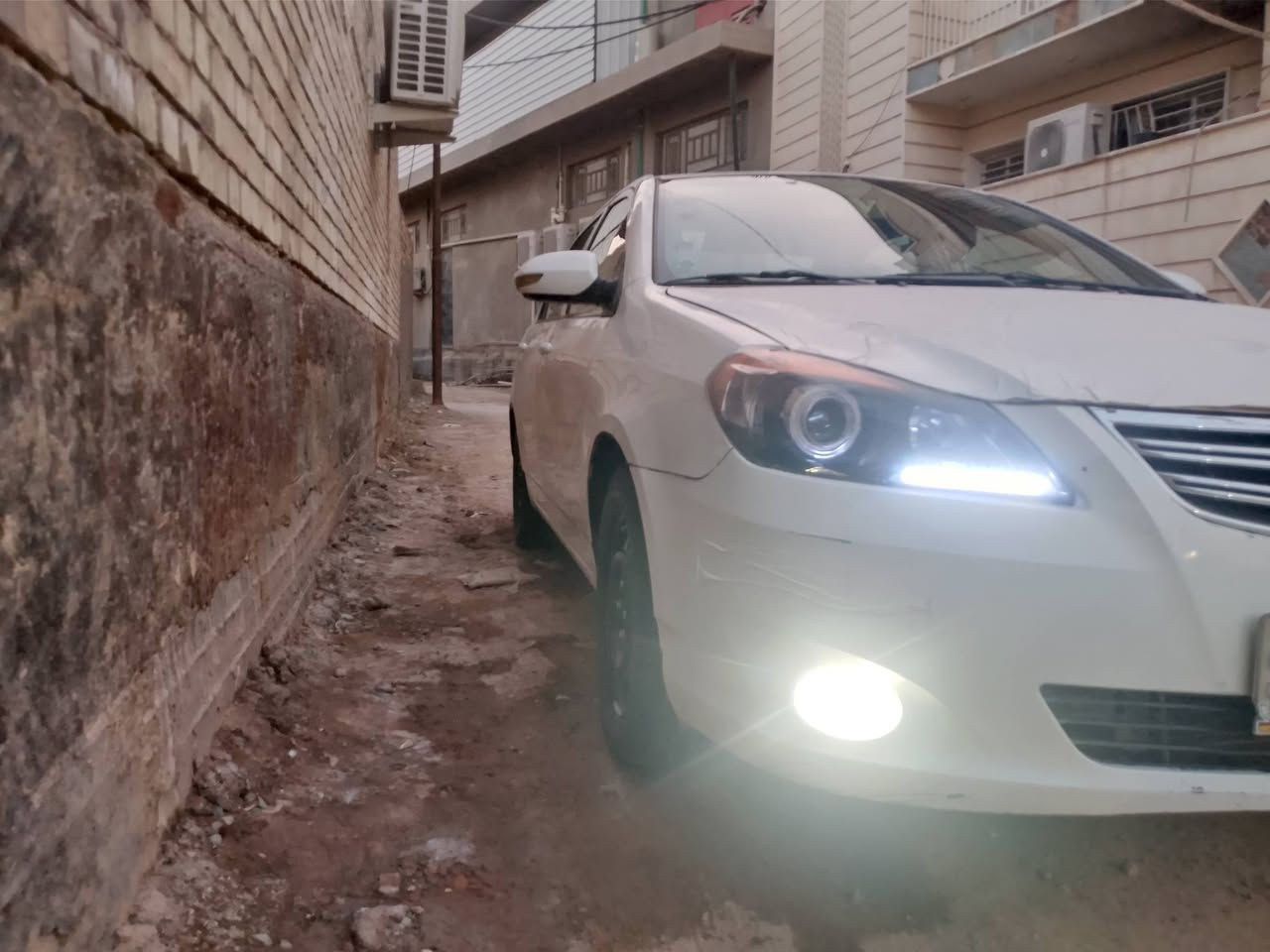 لبيع بي وأيدي ٢٠١١🔰 فتحه بصمه تبريد تدفاء مكينه وكير بلادي 💯مكفولات🔰 لسياره رقم بغداد بسمي 🔰ا  العنوان بابل مركز المدينه☎️*********** غير متواجد على الفيس السعر🔰50وبيه مجال قليل
