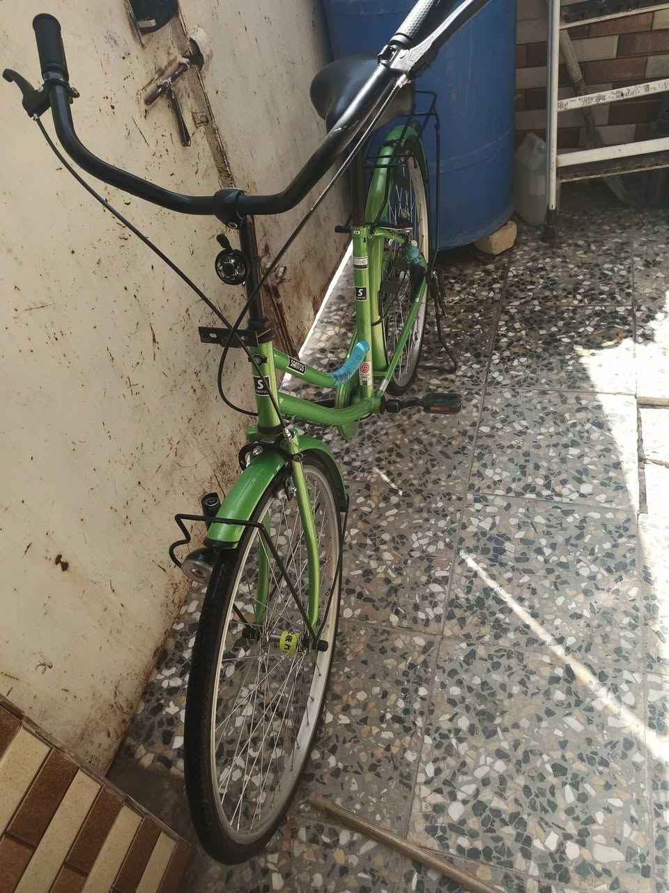 السلام عليكم بايسكل للبيع موديل 22 بايسكل الجديد ما ابي شغل عنوان كربلاء السعر 115 بمجال بسيط والشراي يراسل خاص يرحم مراوس حسب القناه*********** وتساب
