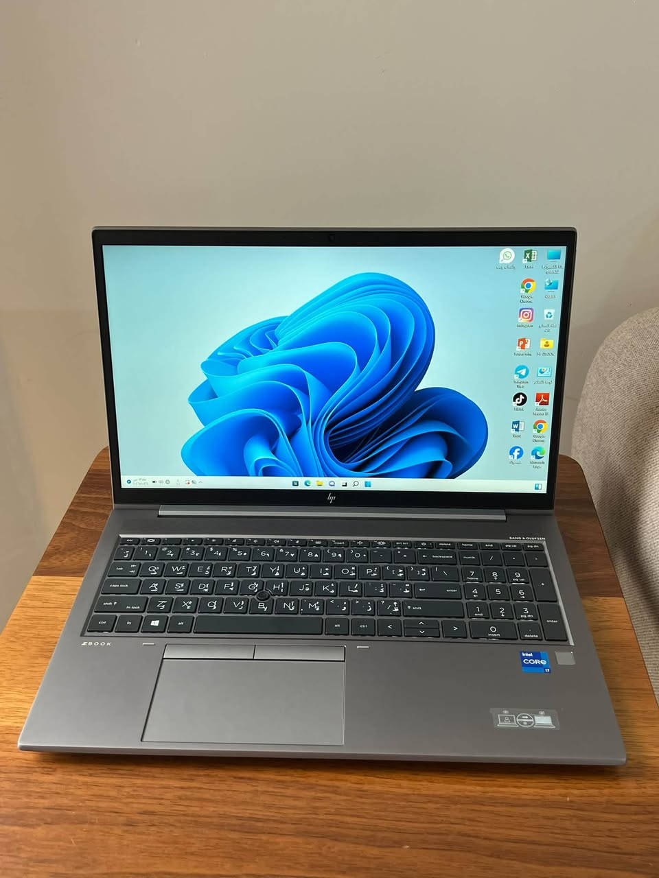 HP ZBOOK • i7 الجيل الحادي عشر • كرت شاشة 4GB