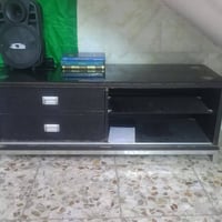 للبيع مستعجل عليهن ميز بلازمه ب١٥ اكس بوكس 360 شغال ونضيف فقط نقص يده ...